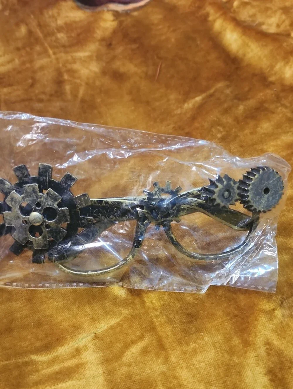 (8pc) Steampunk Mask ,Goggles, and  Glasses Set in Metallic Bronze And Silver